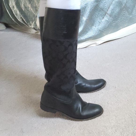 Coach Chrissi Boots - Picture 2 of 14